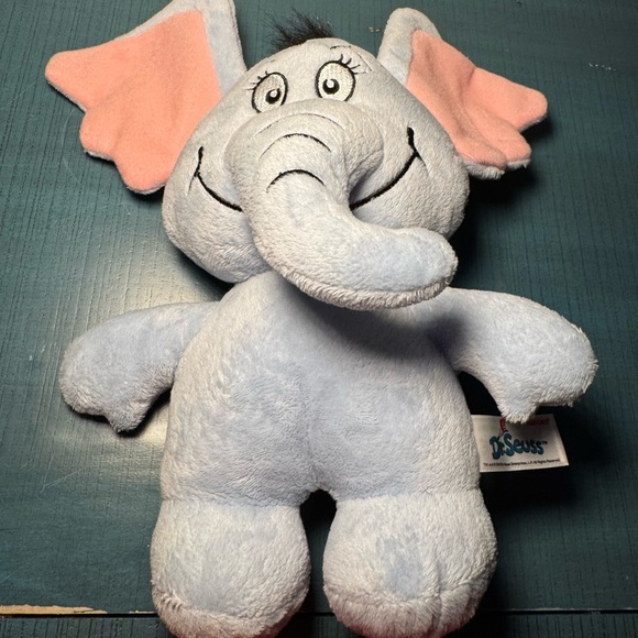 Dr. Seuss Aurora 9 inch Horton Plush Toy - Picture 5 of 7